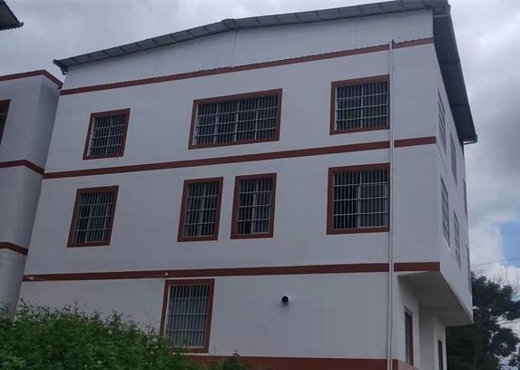 廣西兩高沿線鄉(xiāng)村風(fēng)貌改建工程上林縣項(xiàng)目選用金洋水性平涂